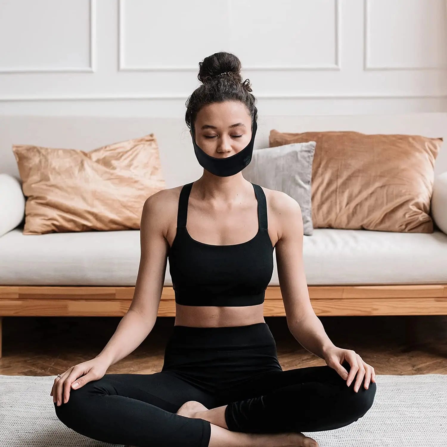 Red Light Therapy chin and neck belt for skin tightening, pain relief, and thyroid wellness